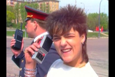 Юрий Шатунов кадр из клипа &quotРозовый вечер&quot (12+) группы &quotЛасковый май&quot, 1989 год