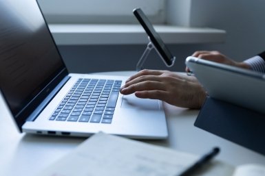 Россиянам предлагают компенсировать расходы на личные гаджеты на работе Артём Хорошилов  , ИА Stavropol.Media