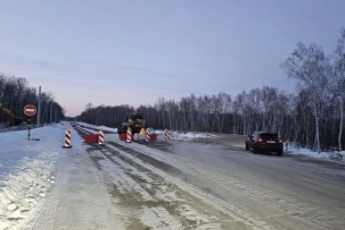 Объезд организован на 4-м км трассы Благовещенск - Бибиково министерство транспорта и дорожного хозяйства Амурской области