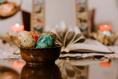 Крашу яйца на Пасху рисом и поражаюсь результатом — соседки выпрашивают необычный рецепт