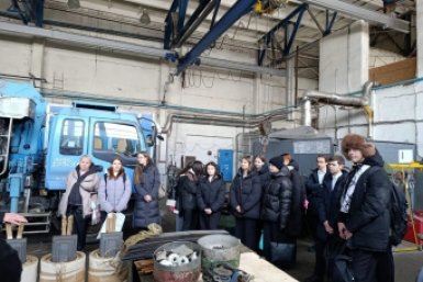 Энергетики ДРСК провели профориентационную экскурсию для школьников Благовещенска ДРСК