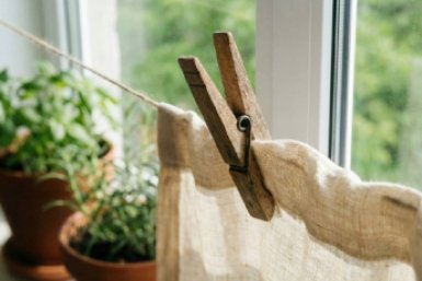 Почему я раньше этого не знала: просто "прицепила" прищепку на кухне — через 10 минут вся вонь исчезла