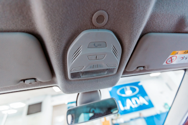 Минпромторг в последний момент отложил возврат "тревожных кнопок" для иномарок