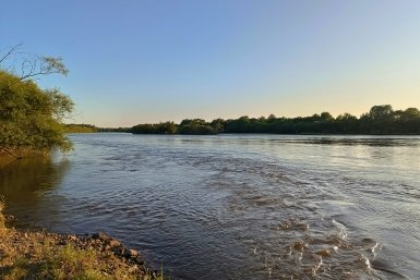 вода, река, берег, природа, водоем, экология, осень, лето, вечер, закат, рассвет, восход Рукомеда Е. М., ИА EAOMedia.ru