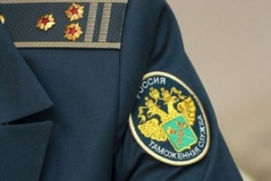 Штраф или арест: что ждёт за отказ показать гаджет на границе