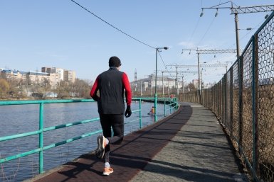 Ноги не потеют даже после марафона: хитрый фокус со стельками — о вони и сырости забыла
