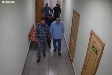 В Благовещенске взят под стражу обвиняемый в попытке кражи бурого угля на 30 млн рублей скрин с видео Благовещенского городского суда