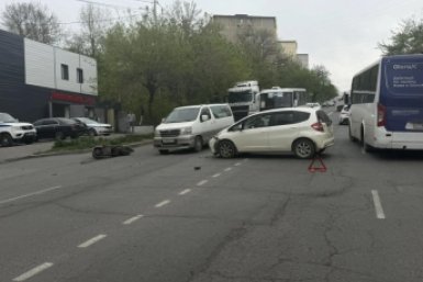 Подросток на мопеде без номеров пострадал в ДТП во Владивостоке Пресс-служба УМВД России по Приморскому краю