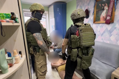 В Приморье задержаны двое подростков, причастных к массовому взлому аккаунтов на &quotГосуслуги&quot пресс-служба УМВД России по Приморскому краю