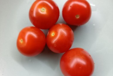 Храню помидоры всю зиму без морозилки — они остаются свежими на вкус и вид