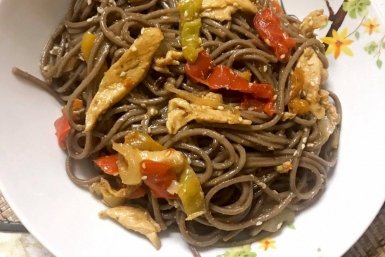 300 г мяса и 200 г лапши ИА StavropolMedia