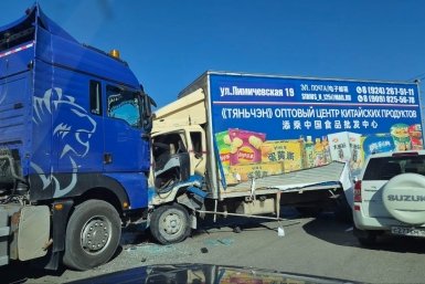 Два массовых ДТП в районе Шепеткова парализовали движение во Владивостоке ИА PrimaMedia