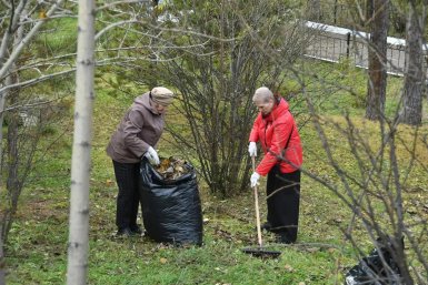 Субботник в парке Дома офицеров пресс-служба Дома офицеров Забайкалья
