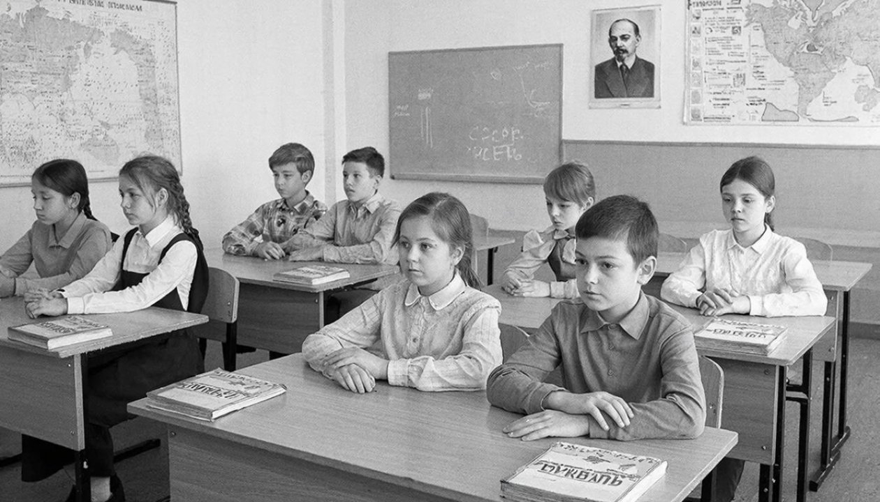 Тест, тематическая иллюстрация сгенерировано ИИ &quotКандинский&quot (18+)