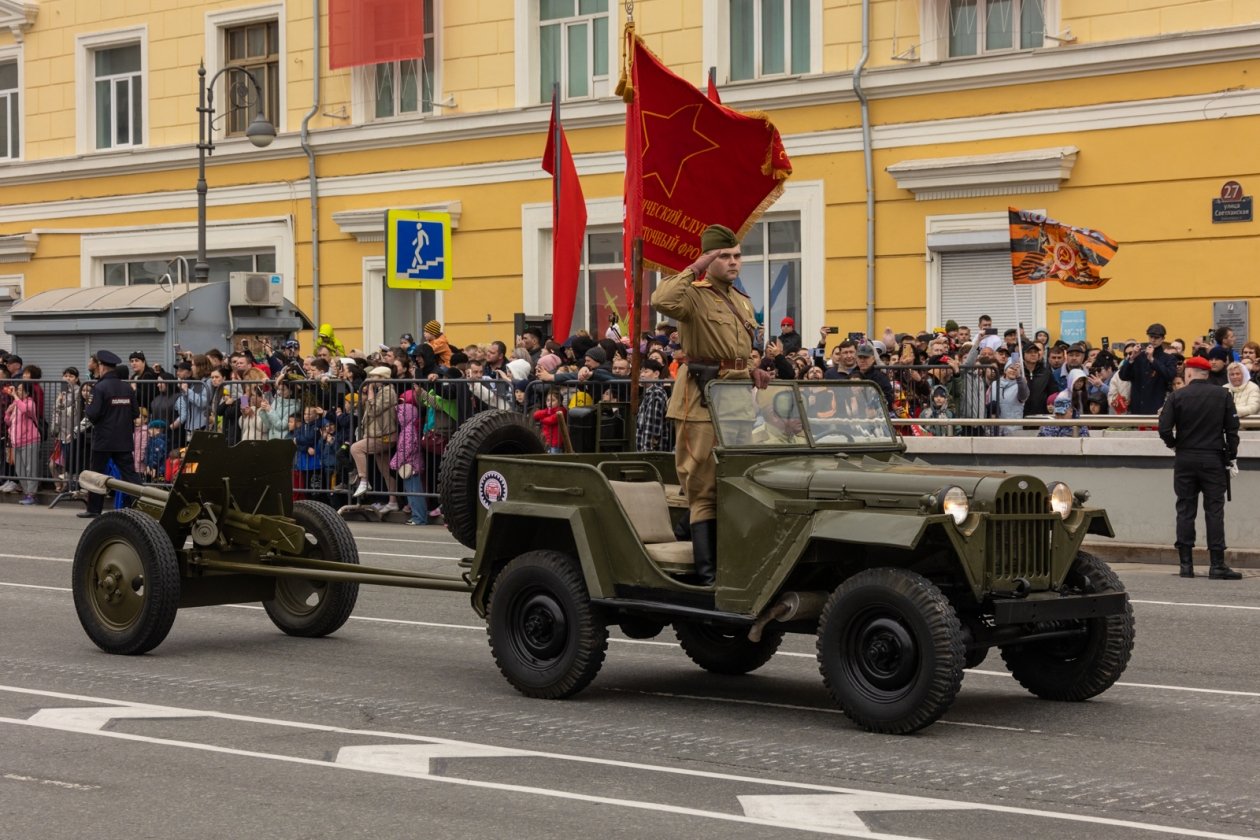 парад, день победы Дмитрий Осипчук, ИА PrimaMedia.ru