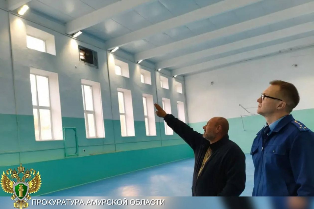 Суд обязал отремонтировать спортзал Токурской школы
