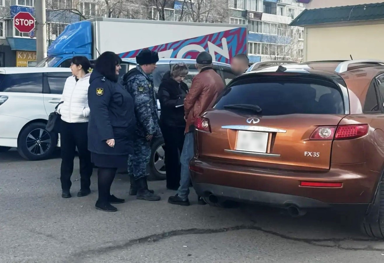 Конфискованный автомобиль передан в доход государства УФССП России по Амурской области