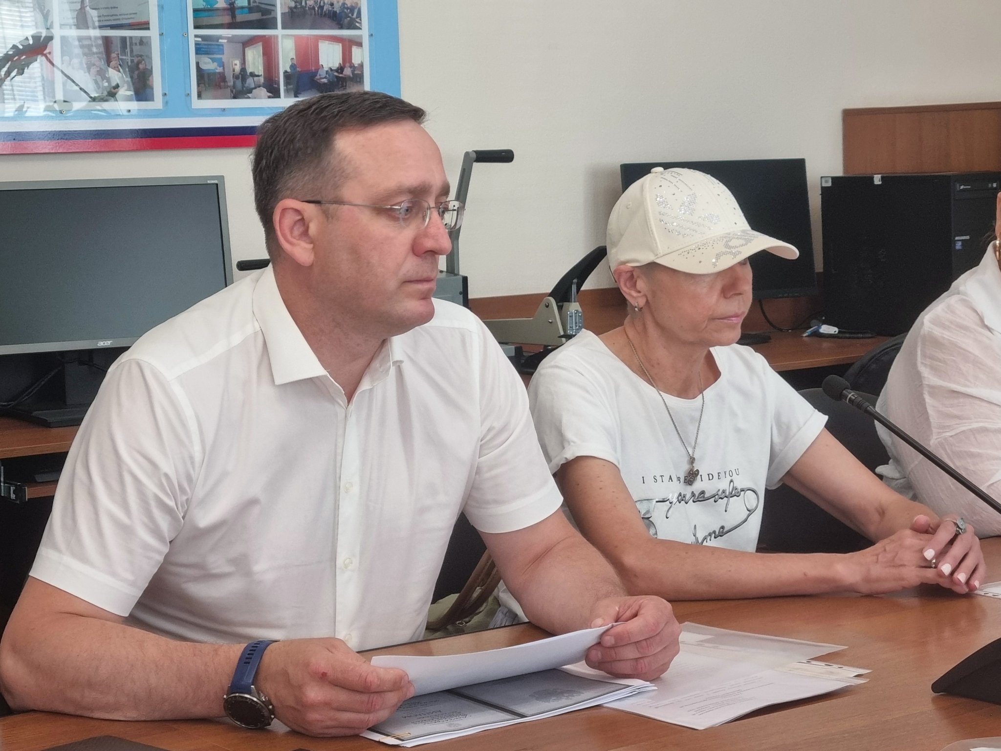 Вячеслав Логинов лично подал документы в Амуризбирком Амурское региональное отделение партии &quotЕдиная Россия&quot