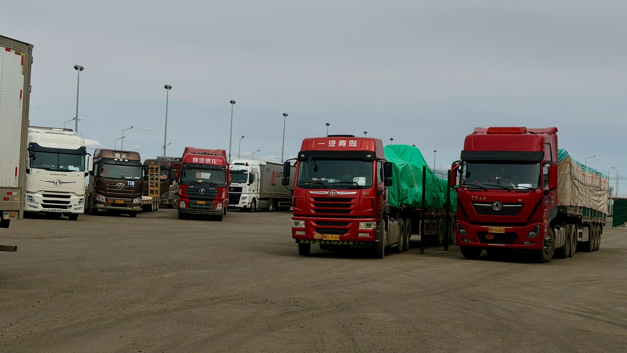 Грузопоток через пункт пропуска Кани-Курган в Амурской области вырос вдвое ДВТУ
