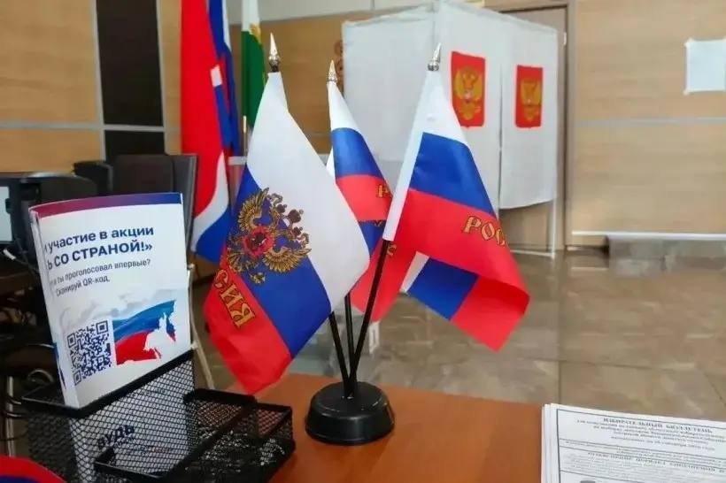 Выборы в Приамурье: явка выросла, Логинов лидирует, &quotЕдиная Россия&quot получает большинство пресс-служба правительства Амурской области