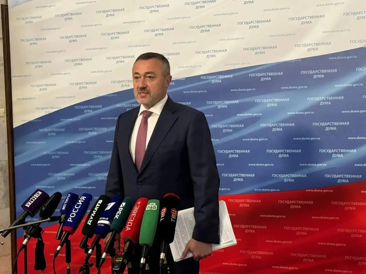 Виктор Пинский предоставлено депутатом